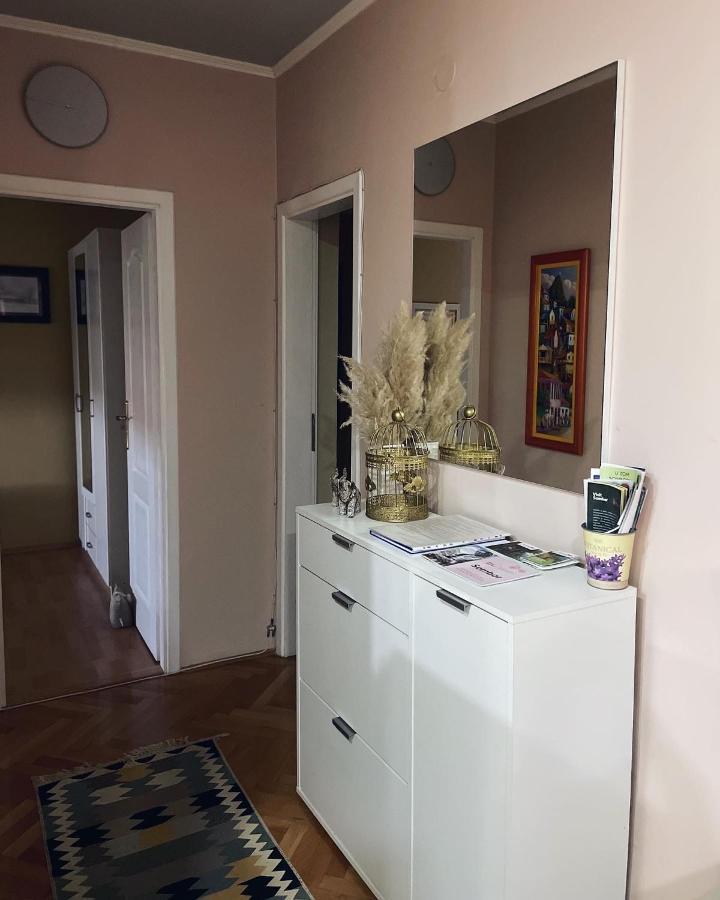 Stan Na Dan Apartman Stella Сомбор Экстерьер фото